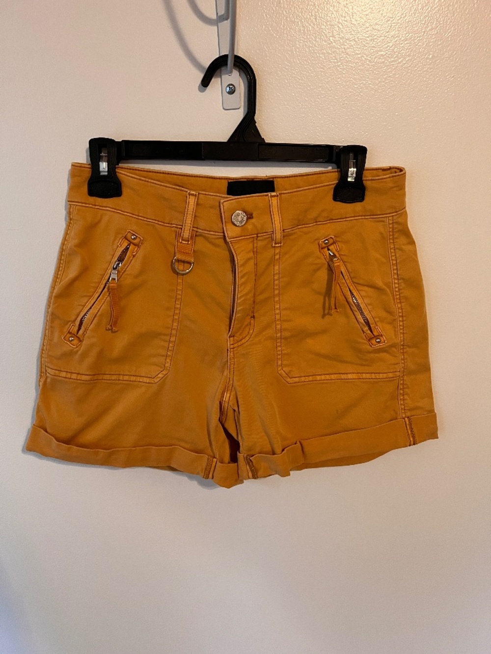 White House Black Market 4 ½” mid rise shorts - Yellow - Size 4